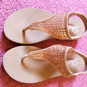 Yoga mat sandals